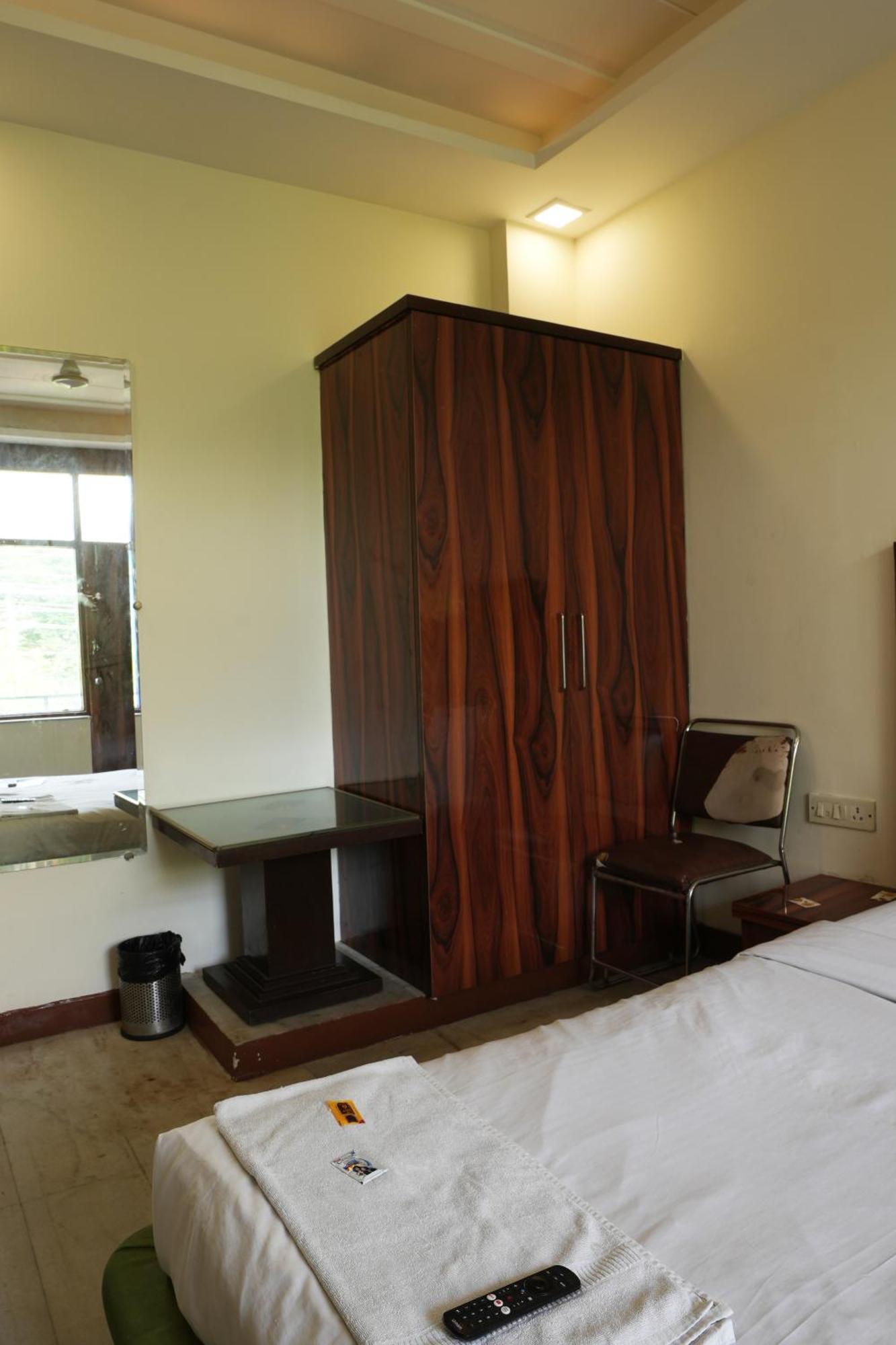 Hotel Elite Sector 45 I Gurgaon Central I Couple Friendly מראה חיצוני תמונה