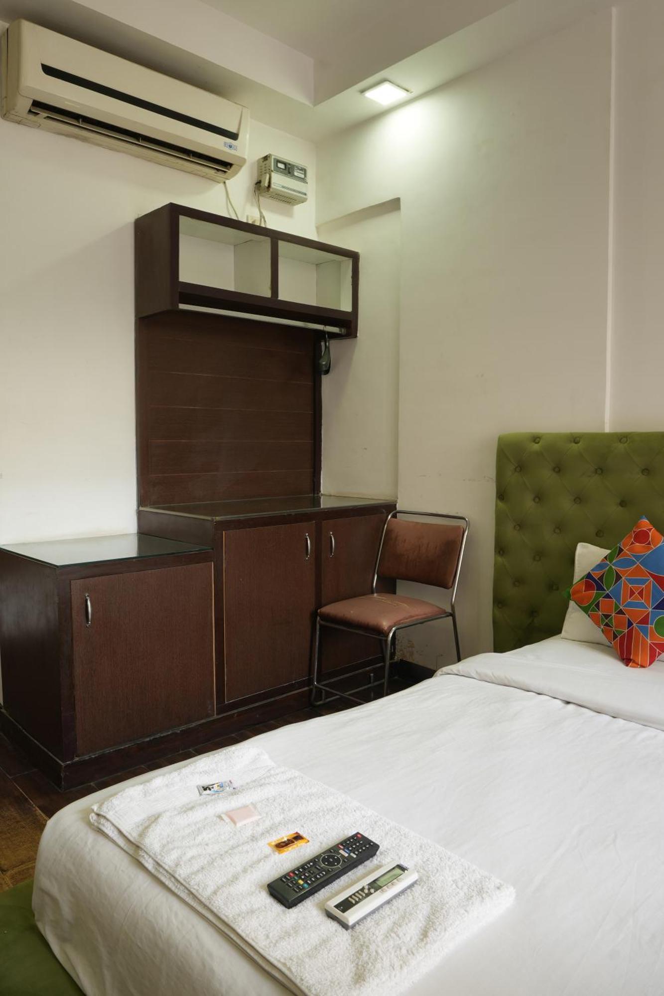 Hotel Elite Sector 45 I Gurgaon Central I Couple Friendly מראה חיצוני תמונה