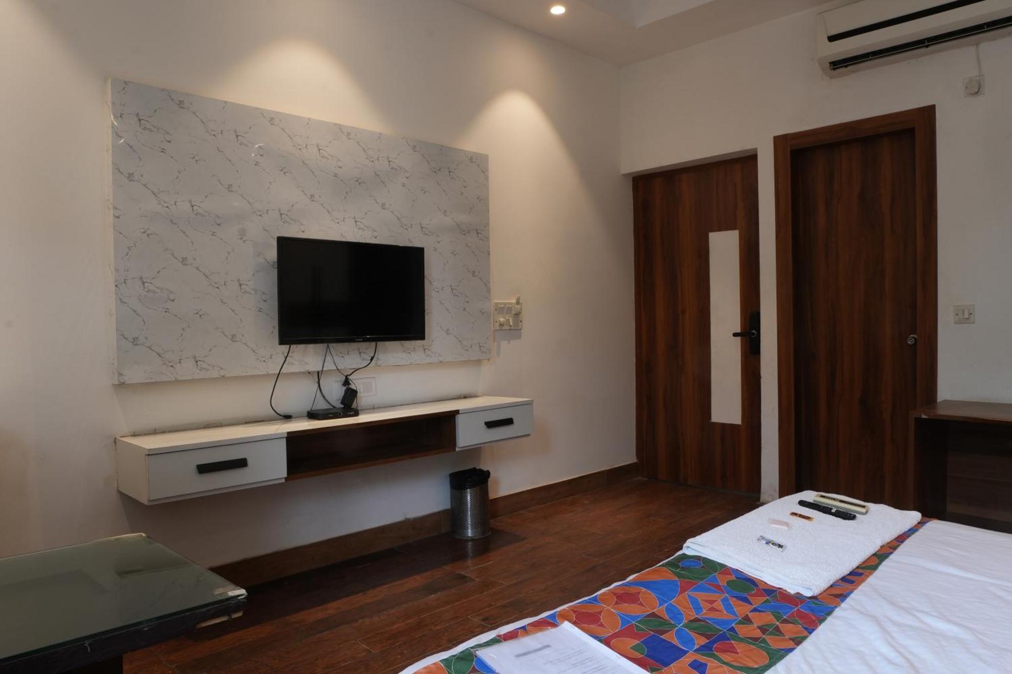 Hotel Elite Sector 45 I Gurgaon Central I Couple Friendly מראה חיצוני תמונה