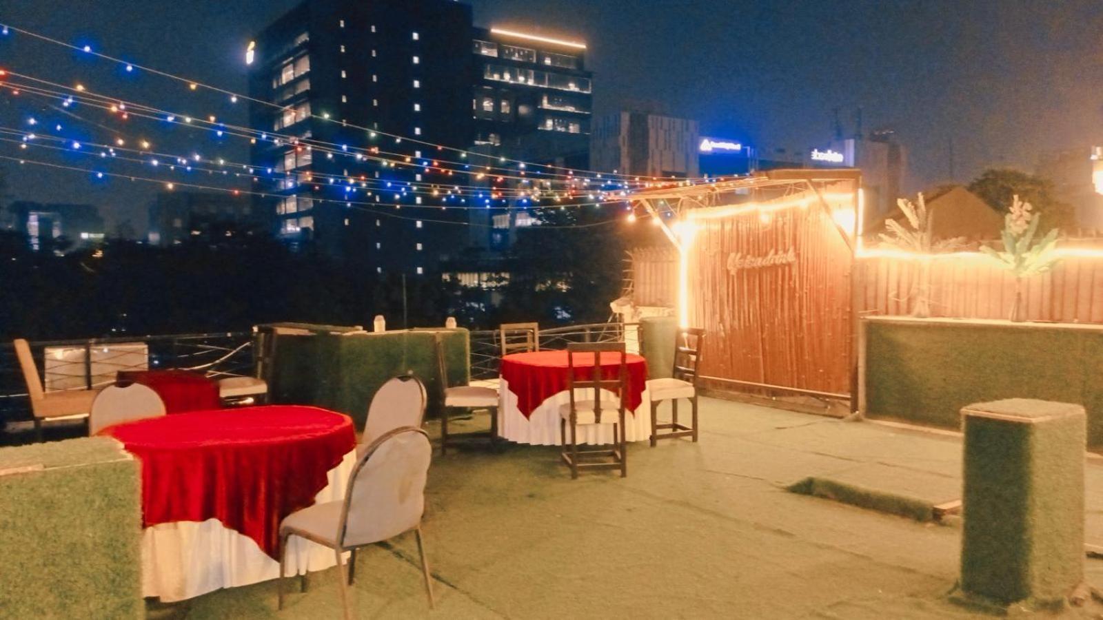 Hotel Elite Sector 45 I Gurgaon Central I Couple Friendly מראה חיצוני תמונה